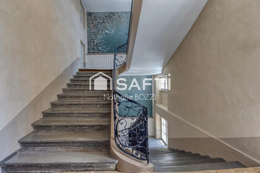 Grenoble Hyper Centre  Duplex de 163 m² au charme de l'ancien