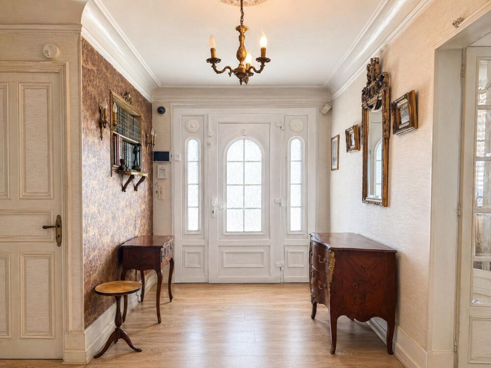 Maison familiale 6 chambres avec sous-sol