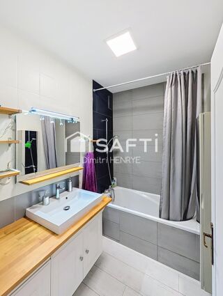  Appartement � vendre 4 pi�ces 79 m�