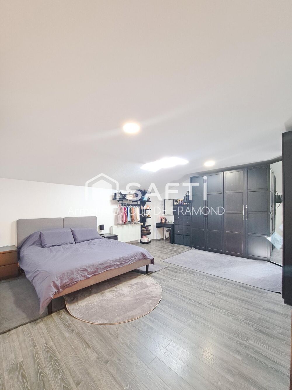 Vente Maison MULHOUSE – MAISON FAMILIALE AUX VOLUMES GÉNÉREUX !  169 m² habitables • 4 chambres • Double garage • 3 stationnements • Terrain Mulhouse