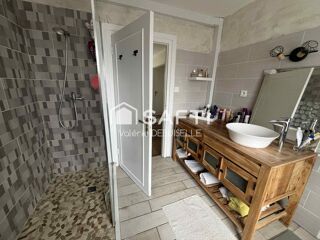  Maison � vendre 7 pi�ces 185 m�