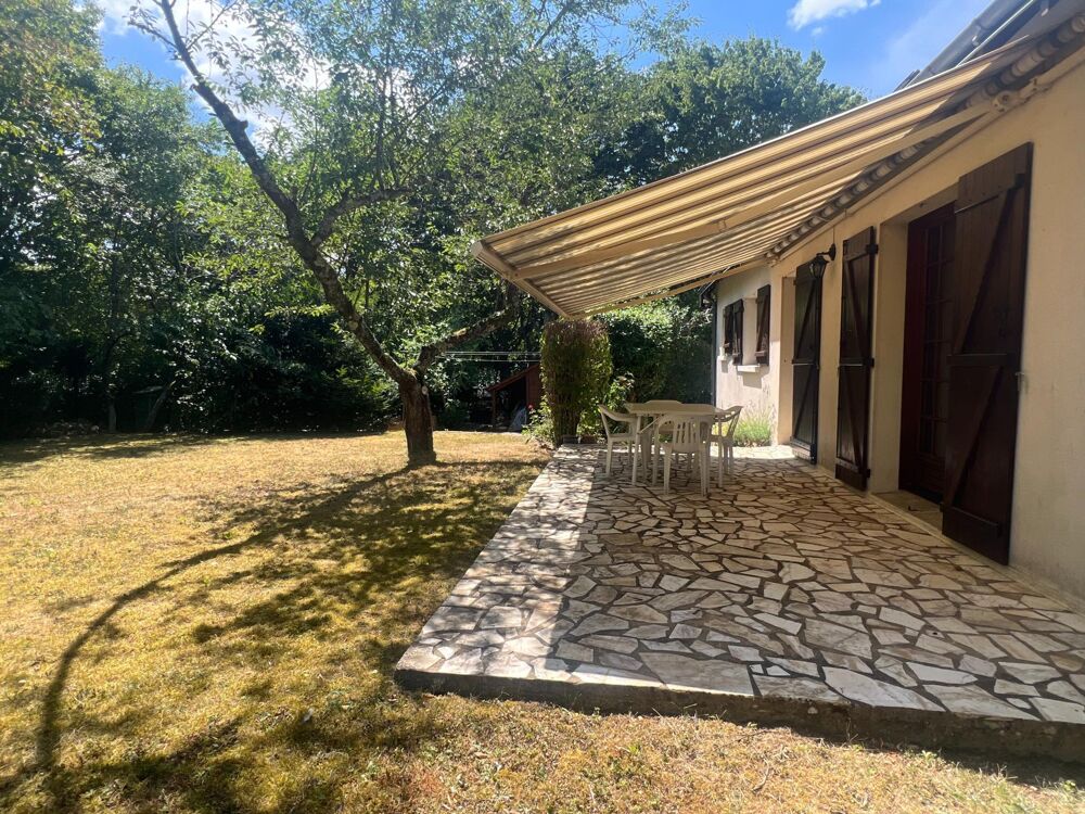 Rare sur Saint Avertin.... Au fond d'une impasse , située dans un environnement nature, préservé et maîtrisé.