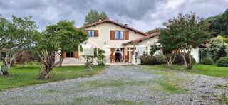  Maison � vendre 8 pi�ces 210 m�