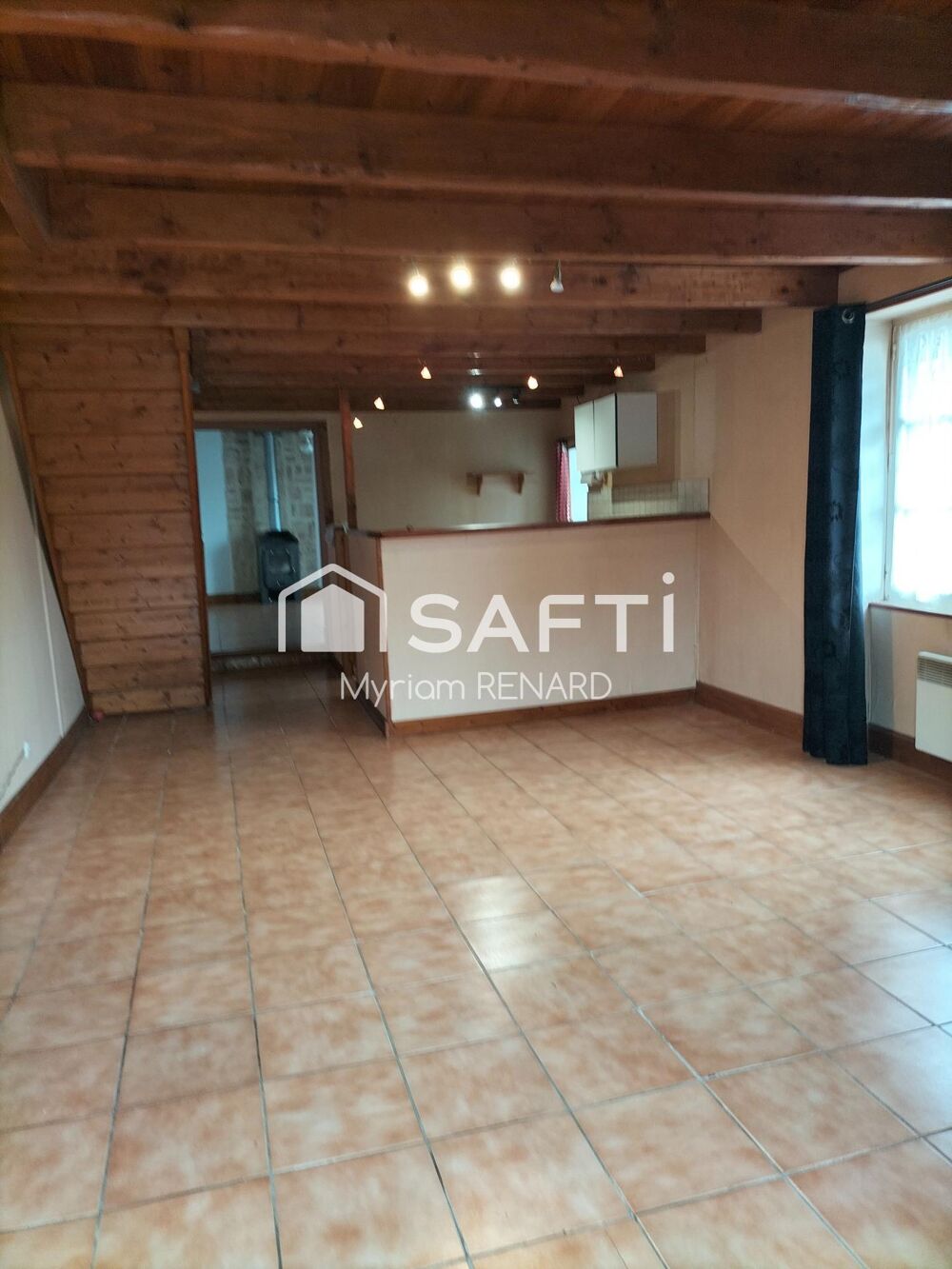 Vente Maison Maison type T5 - Essouvert - proche Saint jean d'Angely Essouvert