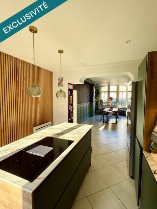  Maison � vendre 10 pi�ces 150 m�