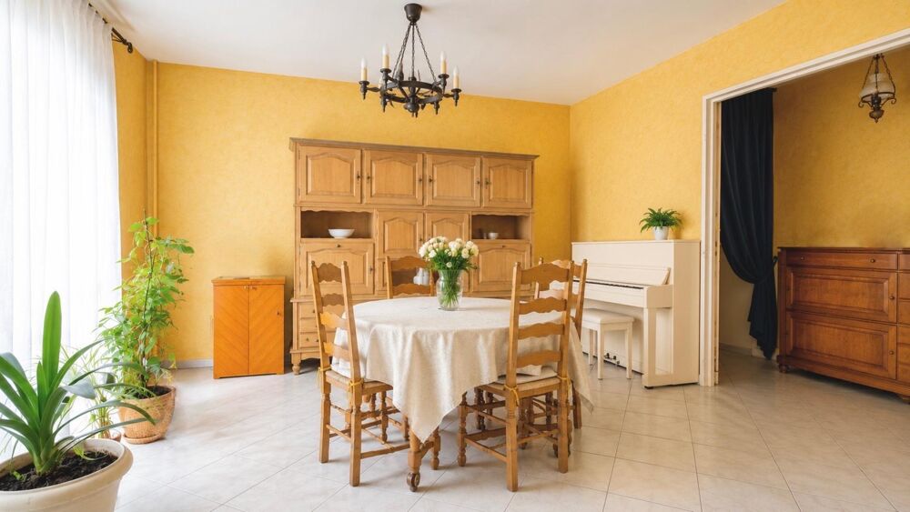 Idéalement situé, possibilité 3e chambre.