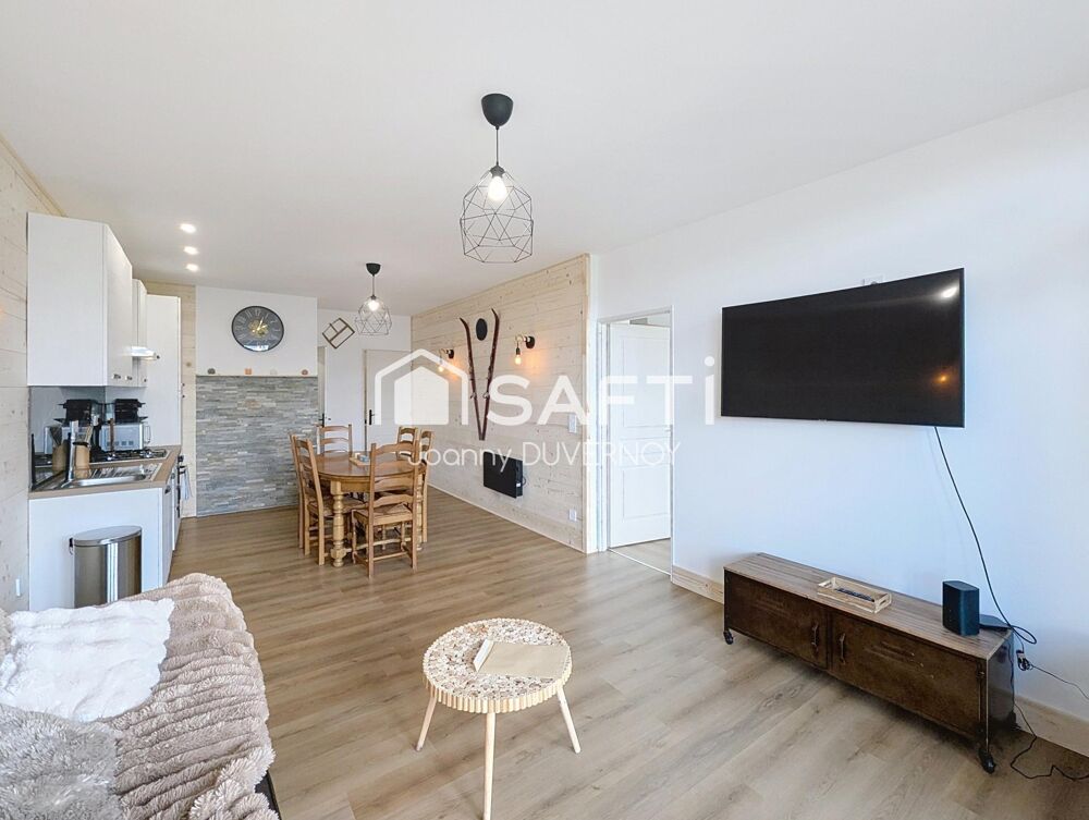 Appartement T2 et local loué, plein centre