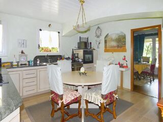  Maison � vendre 8 pi�ces 320 m�