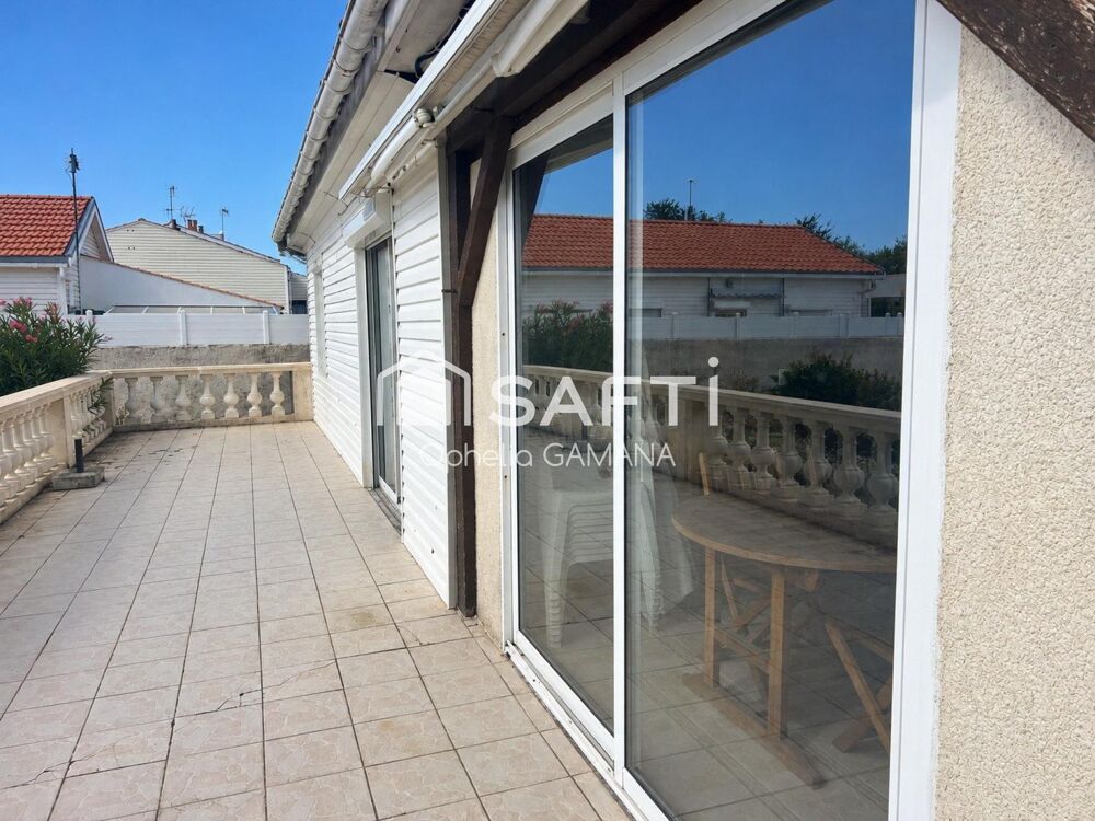 Vente Maison Plain-pied, 100 m de la plage - T4 à Angoulins Angoulins