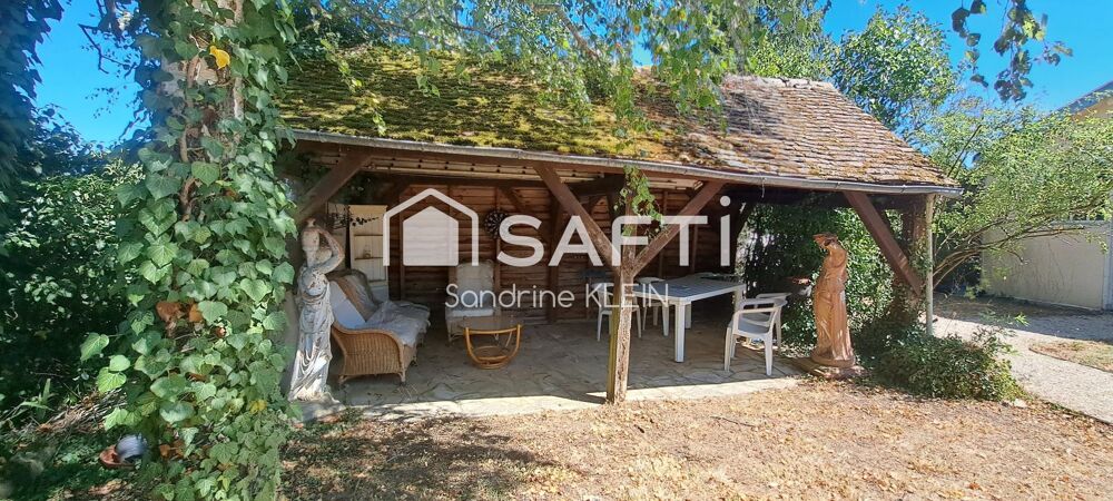 Vente Maison Authentique Longère 251 m² de charme et d'espace, 5 chambres. Ferrieres-en-gatinais