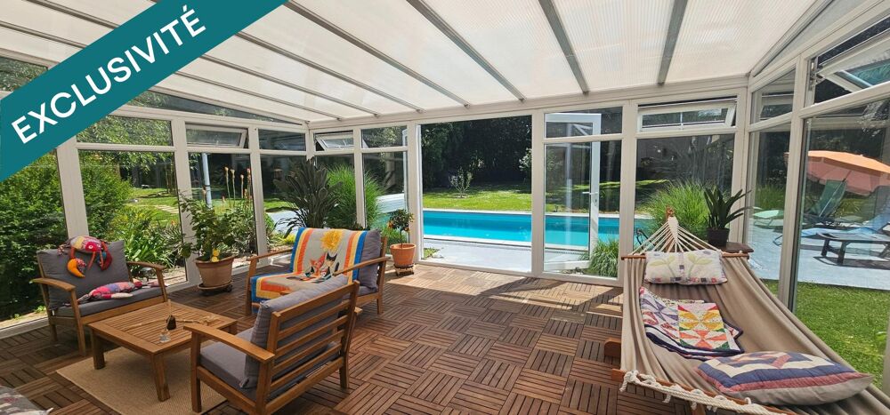 Grande propriété familiale avec piscine, dépendances et fort potentiel constructible