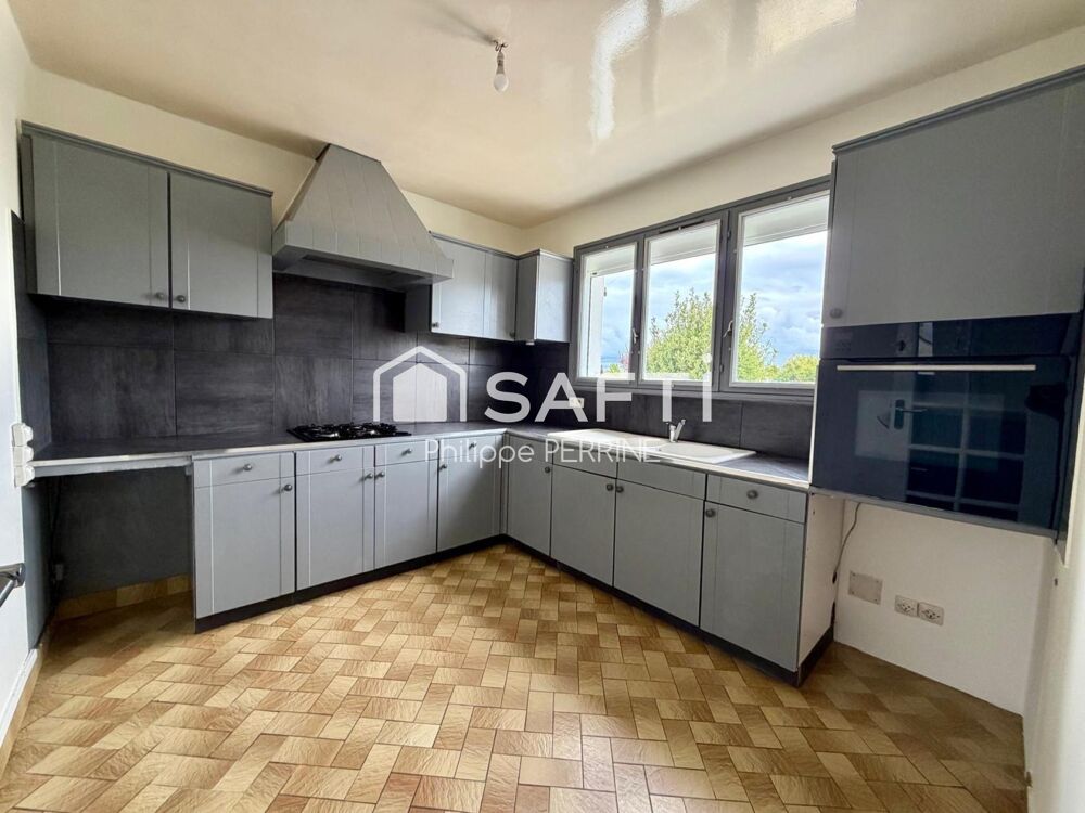 Vente Maison Maison 6 pièces de 106 m2 avec 1er étage aménageable Douvres-la-delivrande