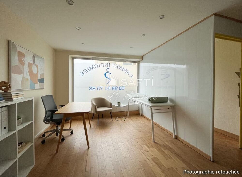   Local professionnel à Quimper, route de Pont-l'Abbé Quimper