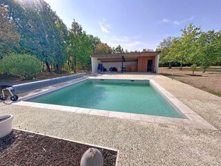  Maison  vendre 5 pices 220 m