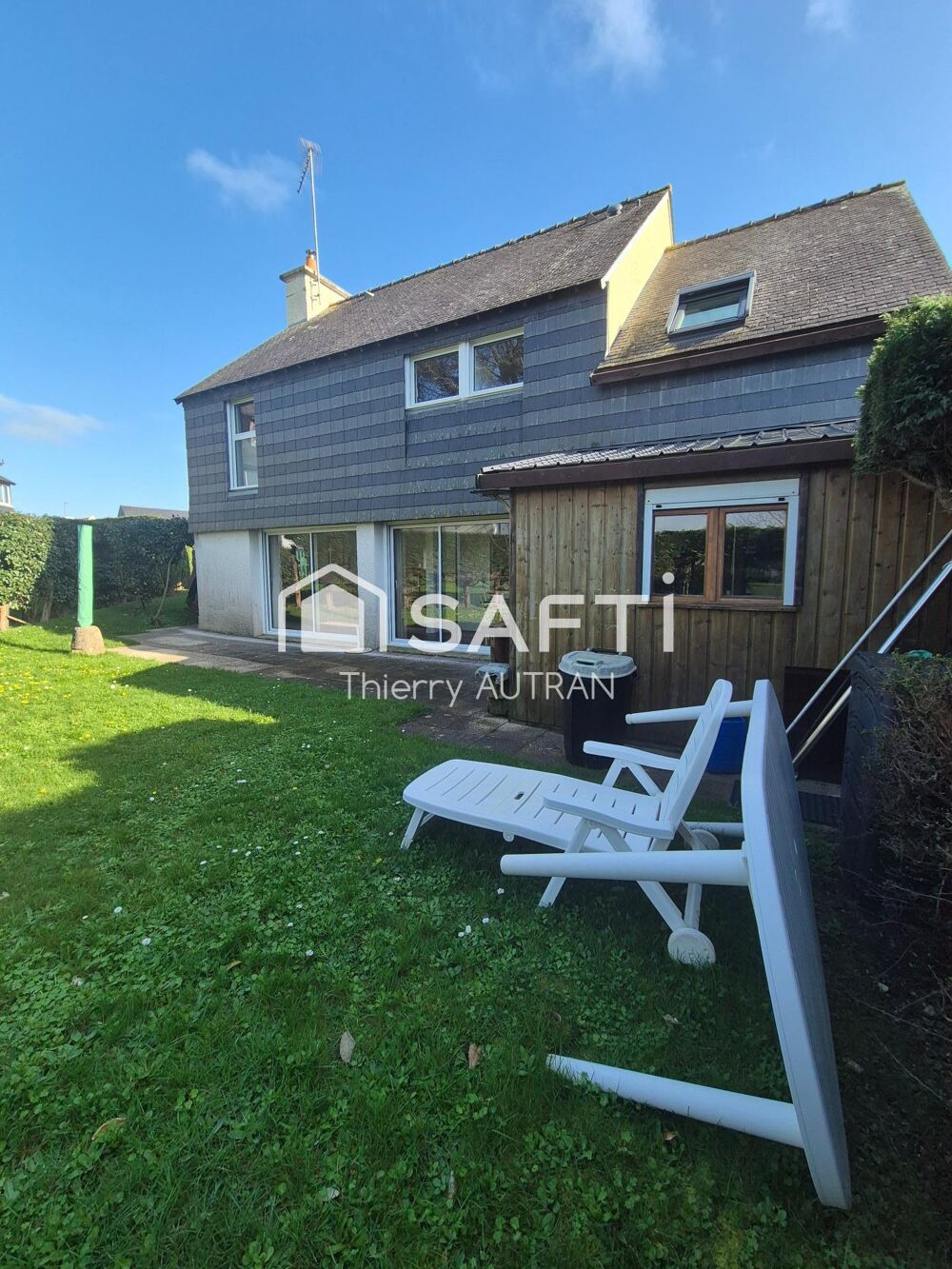 Vente Maison Maison fonctionnelle proche des plages avec jardin clôturé, ouvertures neuves et radiateurs neufs. Guidel
