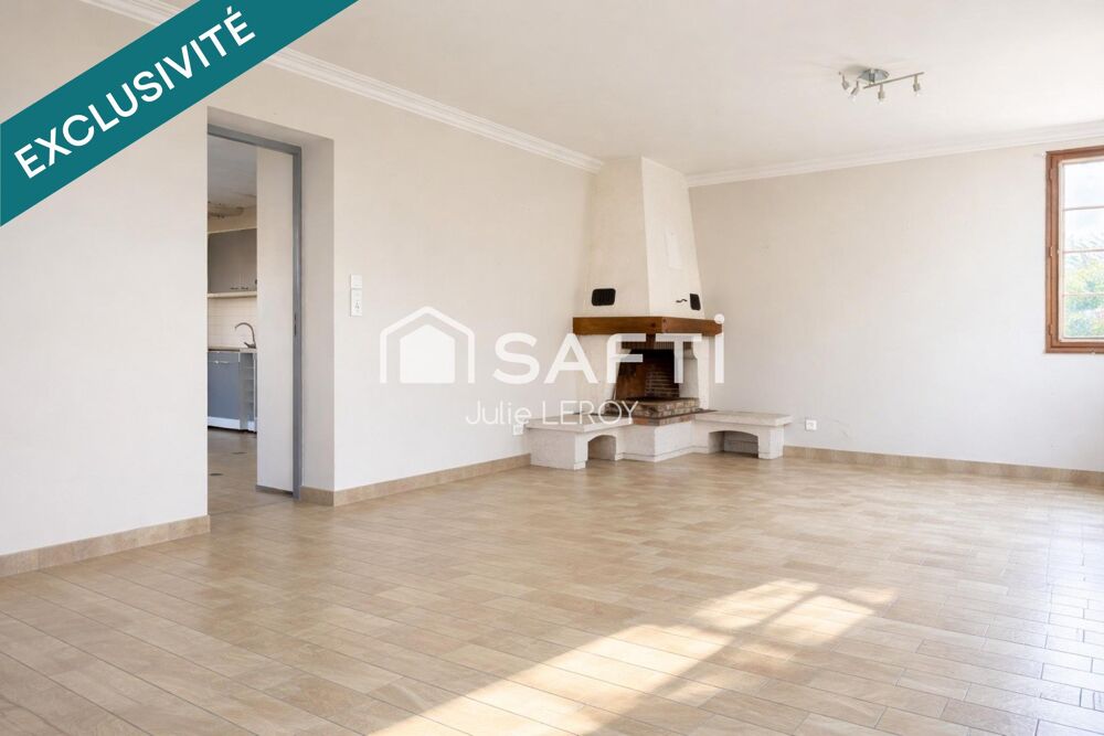 Vente Maison EN EXCLUSIVITE ! Maison de bourg - 173 m² -Située à Viré-En-Champagne Vire-en-champagne