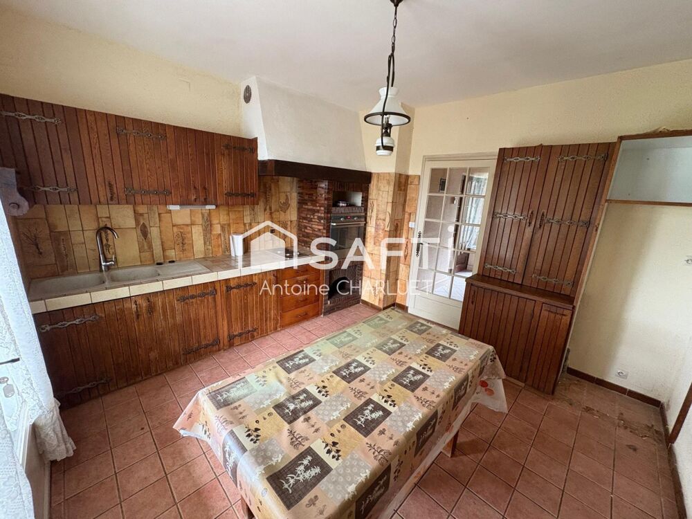 Pavillon sur sous sol de 148m² sur un terrain de 674m², 5 chambres