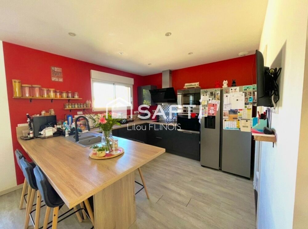 Vente Maison A ST GELAIS PAVILLON CLE EN MAIN OFFRANT 3 CHAMBRES ET GARAGE ! Saint-gelais