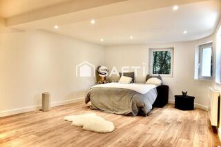  Maison � vendre 8 pi�ces 450 m�