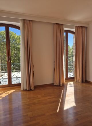  Appartement à vendre 5 pièces 121 m²
