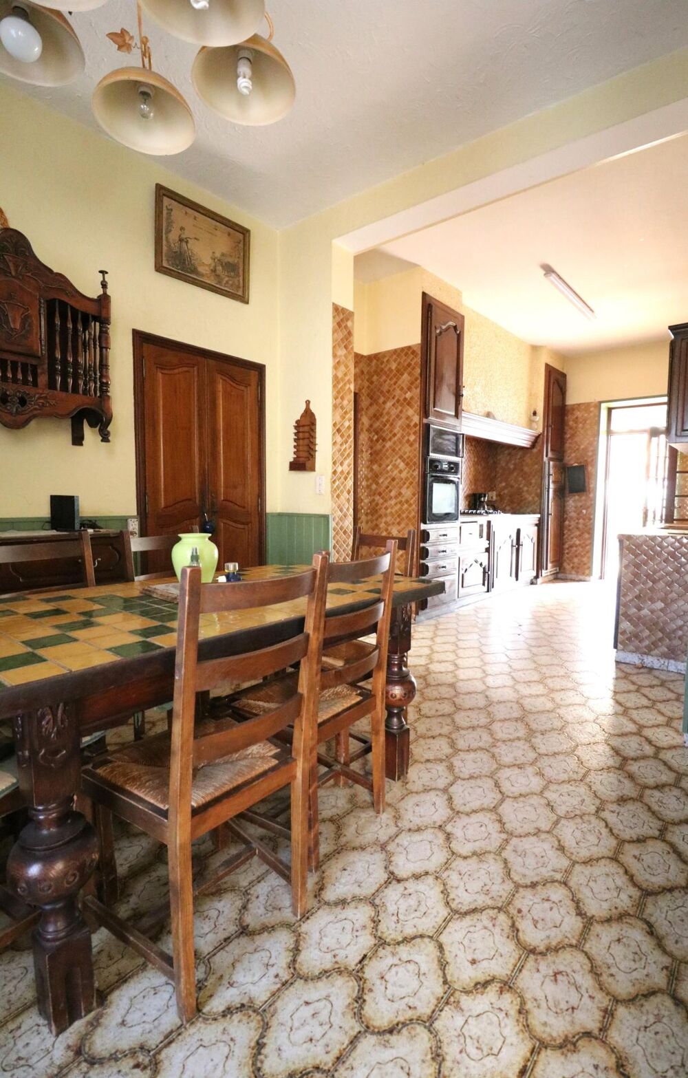 Sénas, maison 215m² sur terrain de 1450m²