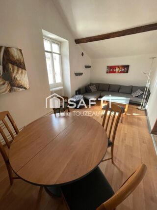 Vente Immeuble Investissement coup de cœur pour cet immeuble de rapport au charme exceptionnel Saint-jean-d'angely