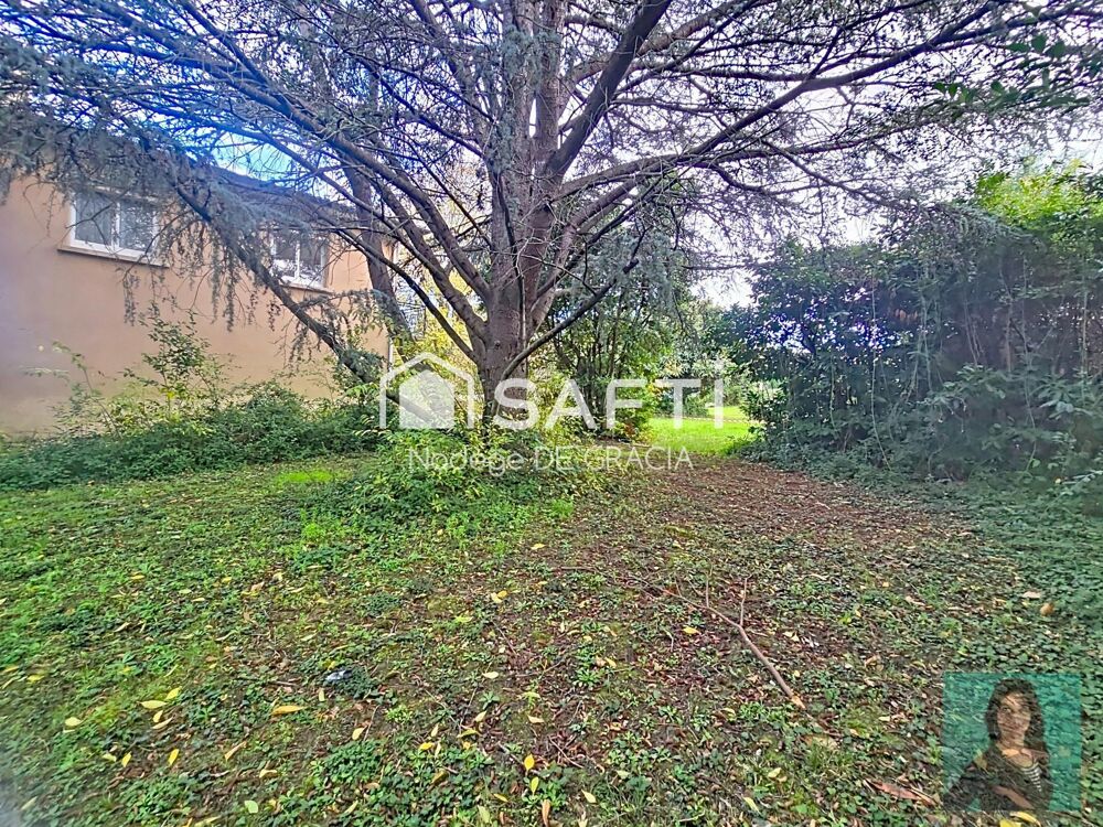 Vente Maison Maison T4 avec grand garage plein centre Castanet-tolosan