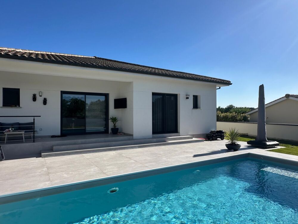Vente Maison Maison récente de 143 m² avec piscine – Environnement calme à Croignon Creon