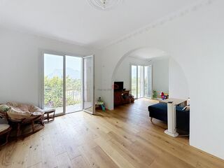  Maison à vendre 10 pièces 205 m²