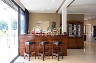  Maison à vendre 8 pièces 254 m²