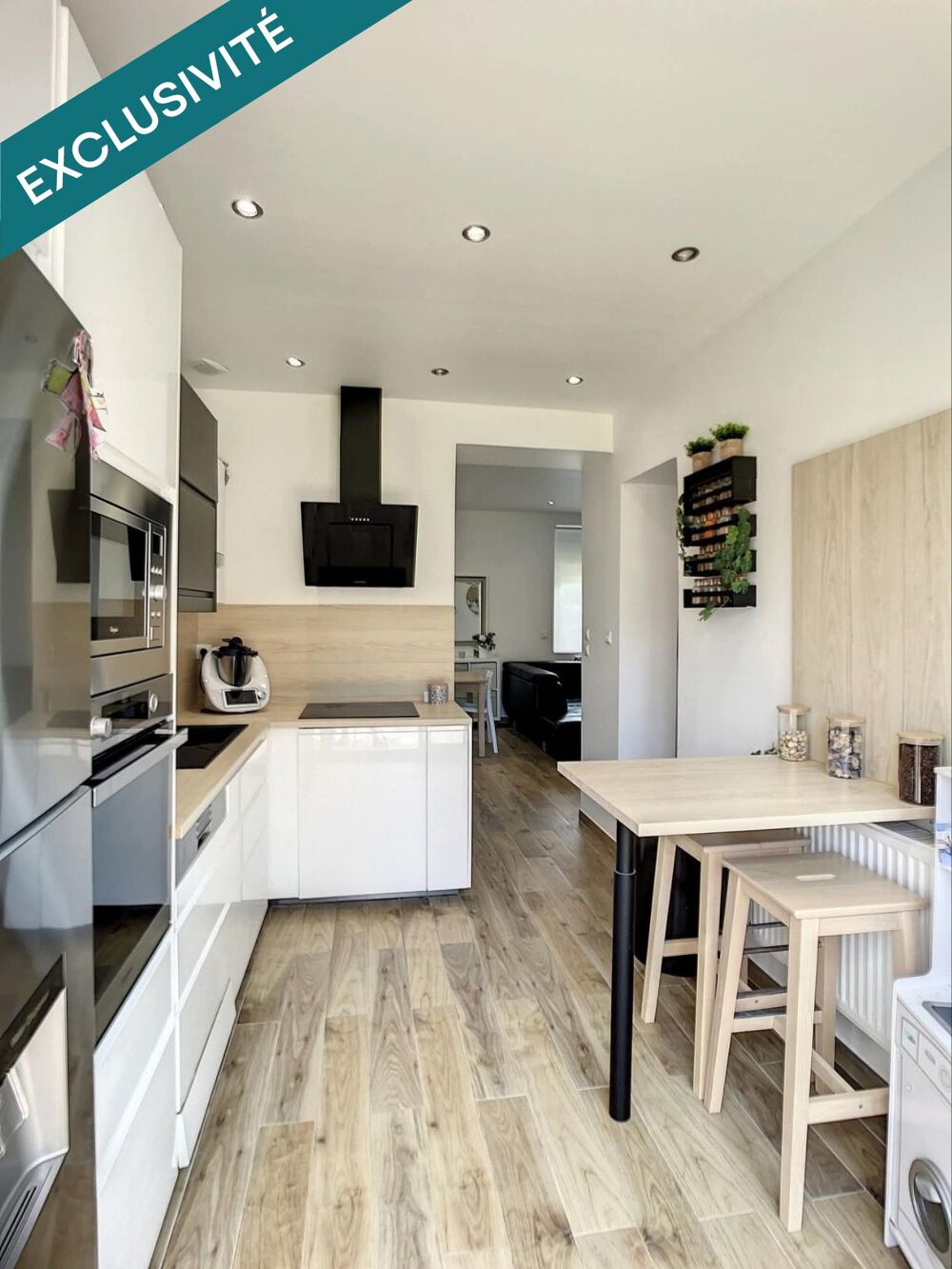 MAISON RENOVEE 2 CHAMBRES COMBLES JARDIN