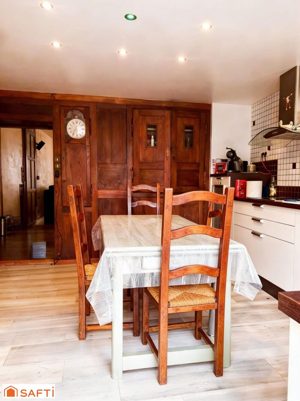 Vente Maison Maison familiale de 183 m2 sur terrain clos. Xirocourt