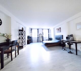  Immeuble à vendre 129 m² Compiegne