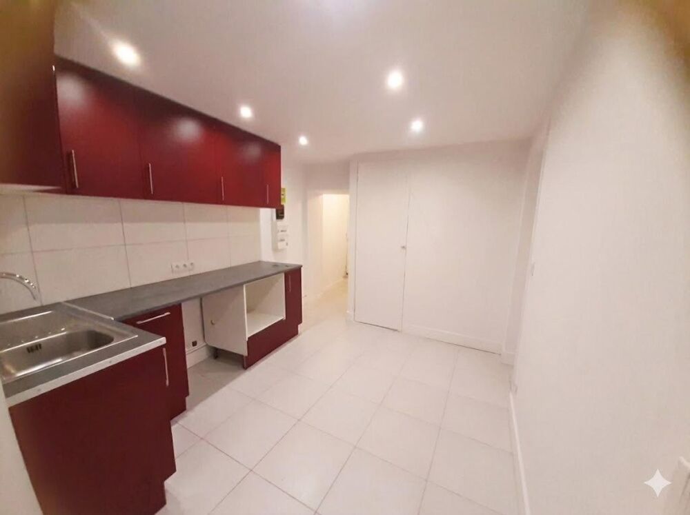 Vente Appartement très beau F2 refait à neuf Paris 11
