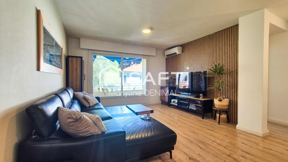 Vente Appartement 4 pièces au dernier étage, terrasse et vue dégagée en plein centre ville ! Saint-raphael