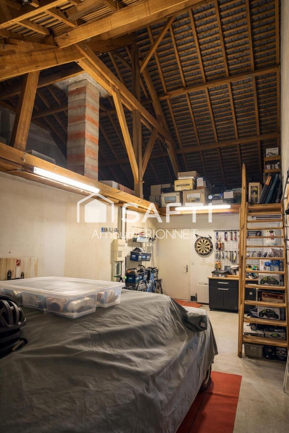 Vente Maison maison de plain pied avec grand garage Angers
