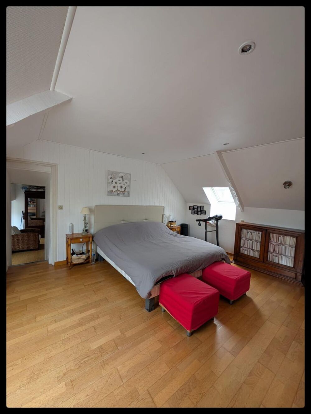 Maison en pierre entièrement rénovée, aucun travaux à prévoir-3 chambres -Jardin clos