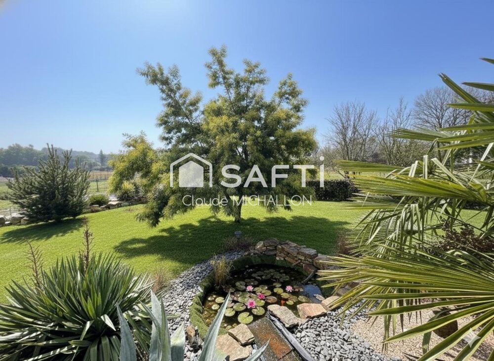 charmante maison de 85 m² avec une vue unique et imprenable sur Pouancé.