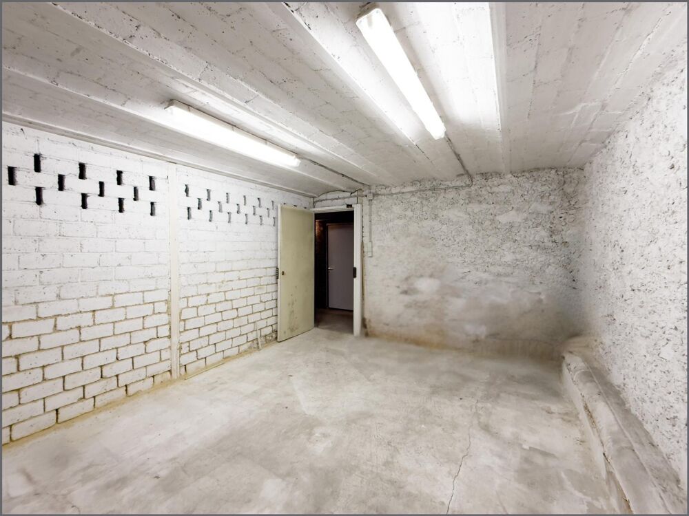 Vente Parking/Garage Cave 17 m² – Quartier Victor Hugo / Étoile - Paris 16 Paris 16