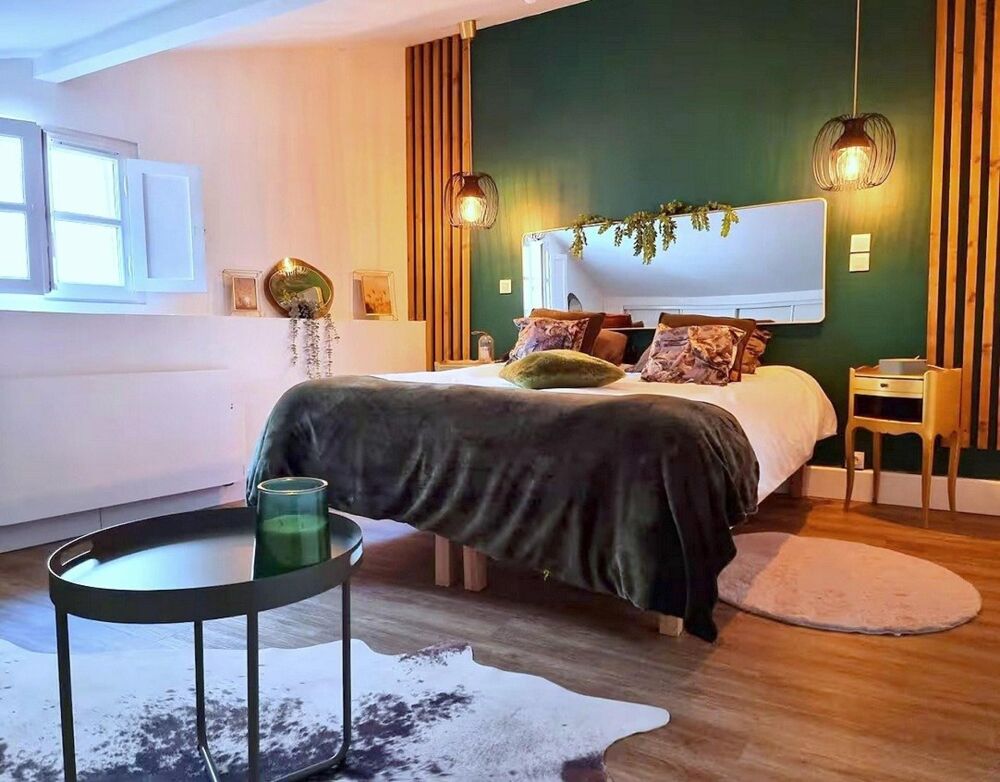 Vente Appartement Au cœur de Saint-Pierre, un appartement de caractère sous les toits Bordeaux