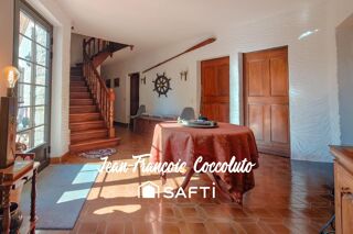  Maison � vendre 6 pi�ces 218 m�