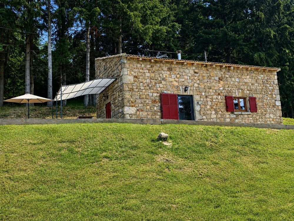 à vendre  Maison Saint-Apollinaire-de-Rias (07240)