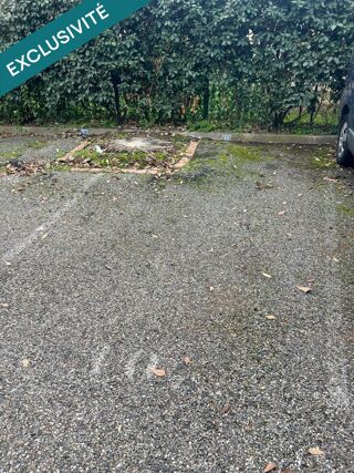  Parking / Garage  vendre 