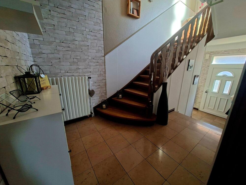 Maison 7 pièces 164 m² · à Petite-Rosselle · 164 m² · 228 500 €