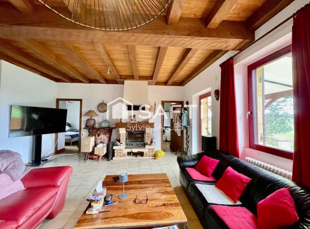 Vente Maison Maison avec piscine à environ 25 km de Sarlat Pays de belves