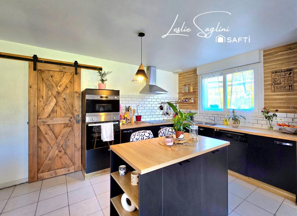 Grande maison fonctionnelle, top environnement