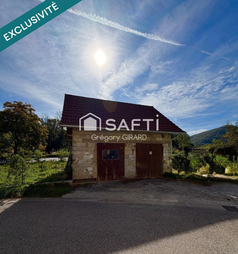 Vente Maison Joli maison de village en pierre avec terrain plat et garage en annexe Vions
