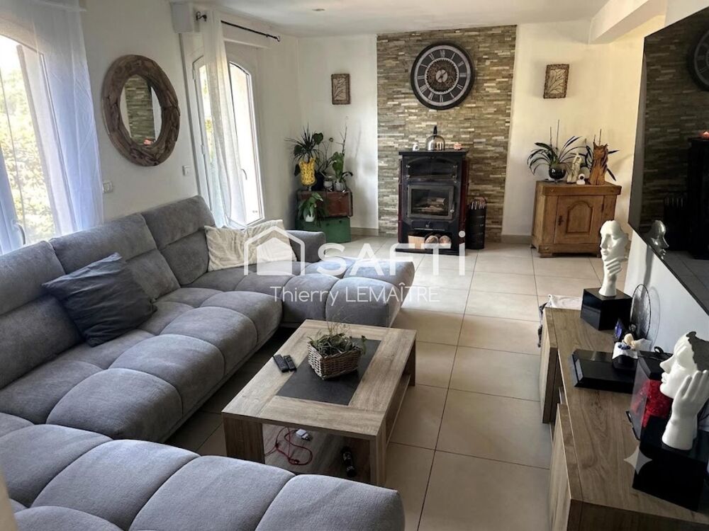 Vente Maison Terrain de 8000 m2 et sa maison dans le quartier du Marais à Guines. Guines