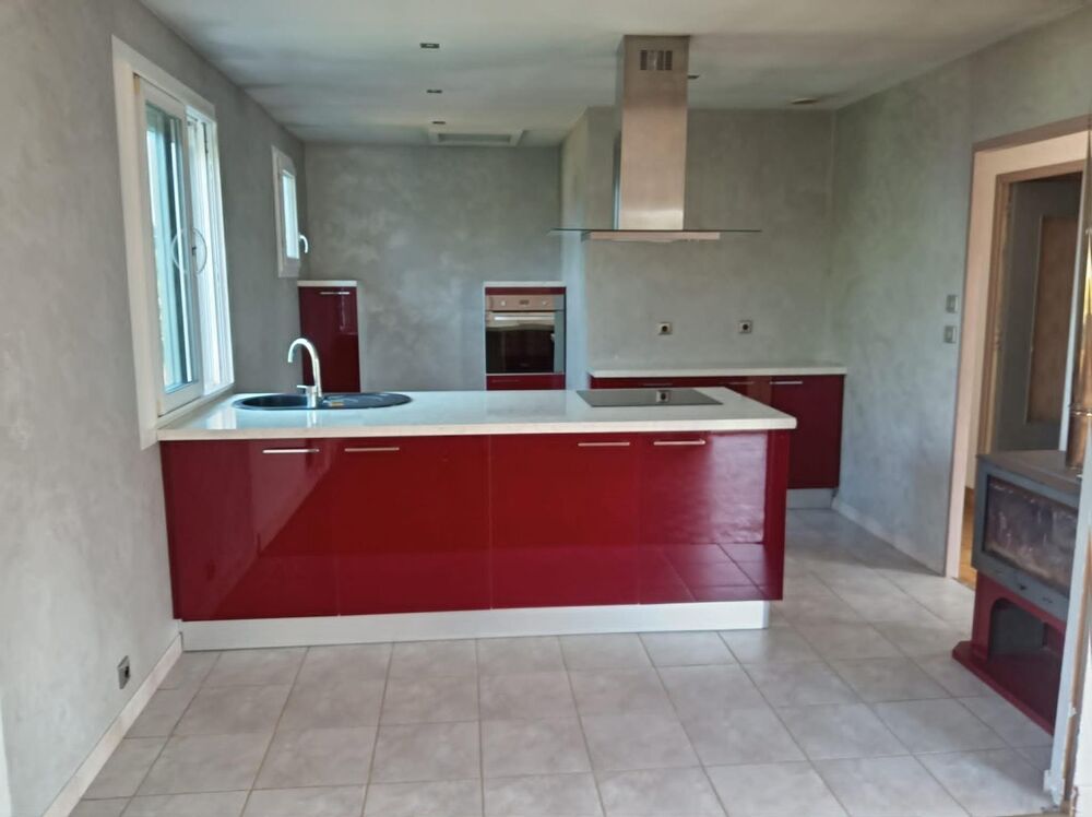 Vente Maison Cette maison est idéale pour ceux qui recherche a faire de la location saisonnière tout en étant sur place Ourouer-les-bourdelins