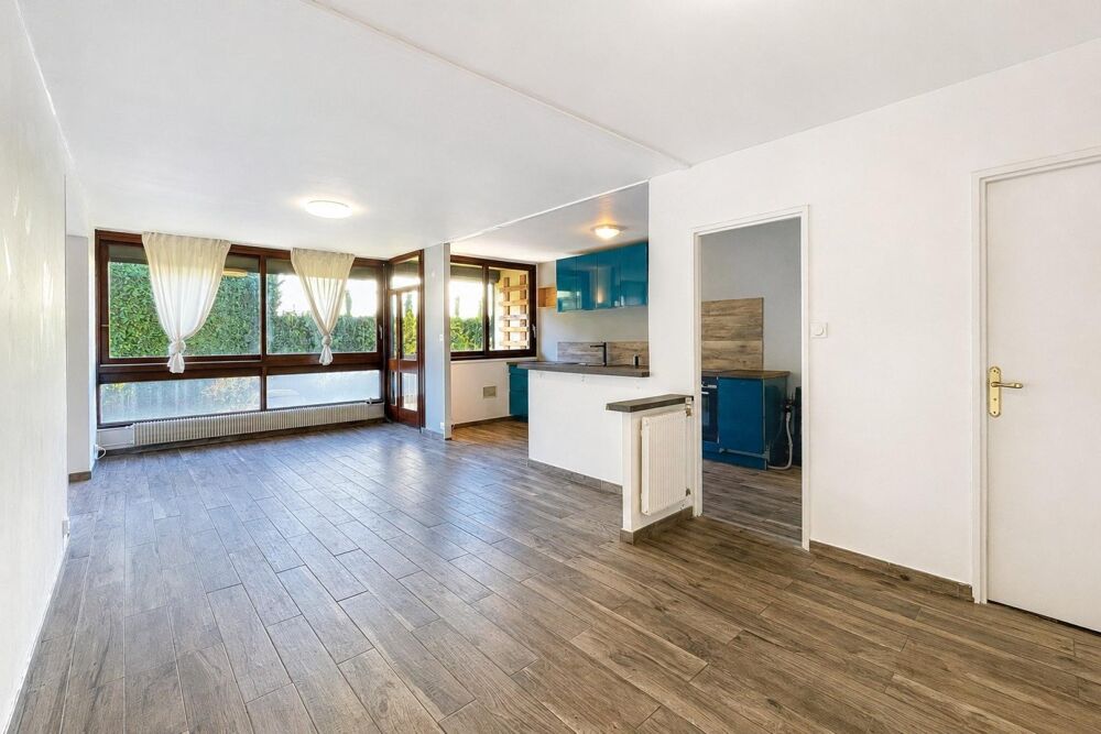 T3 bis lumineux avec balcon, parking sécurisé  possibilité 3ème chambre